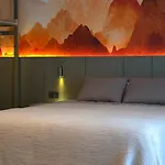 Kleopatra Dreams Готель
